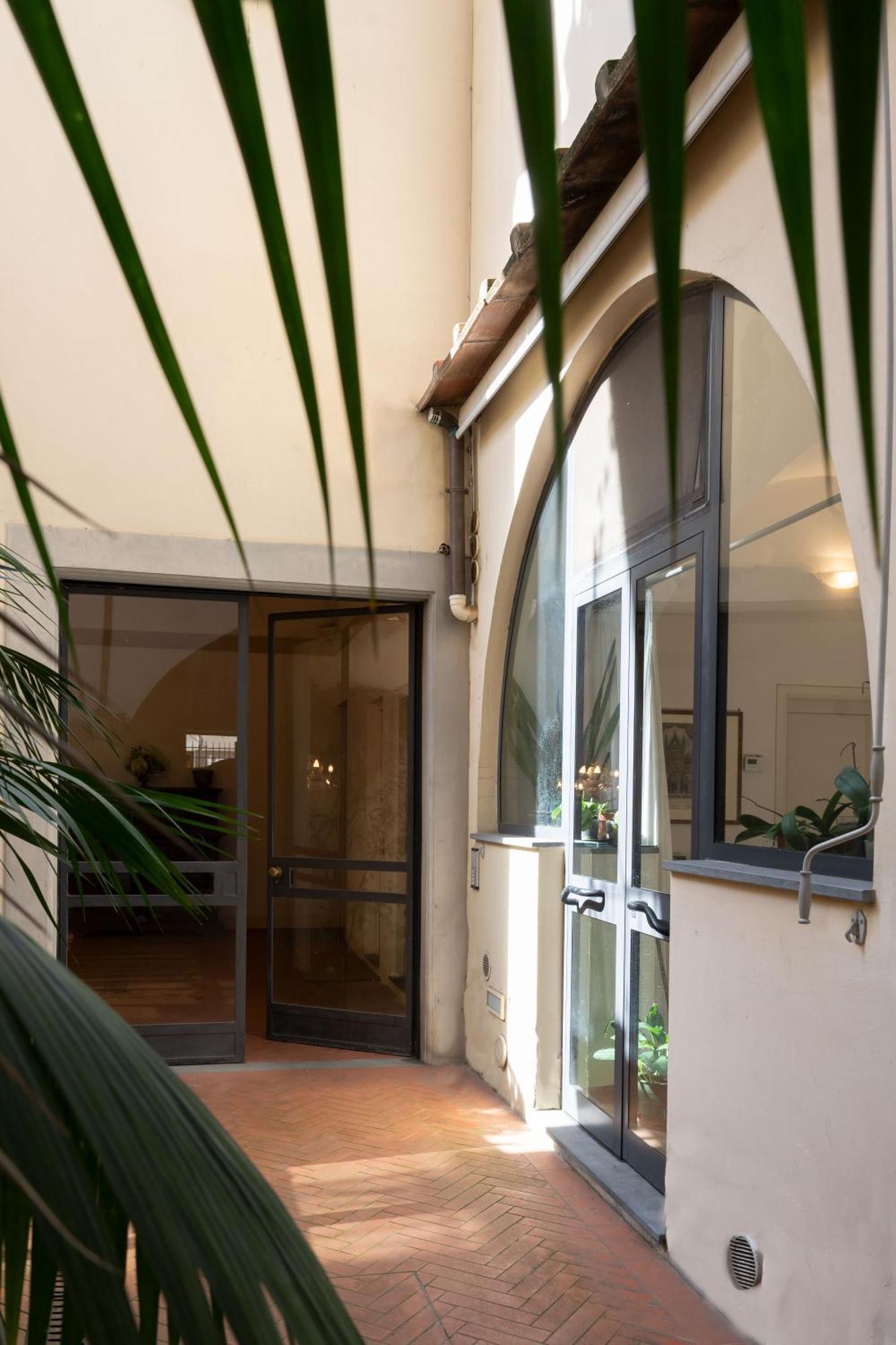 Characteristic Apartment In The Center Of 佛罗伦萨 外观 照片